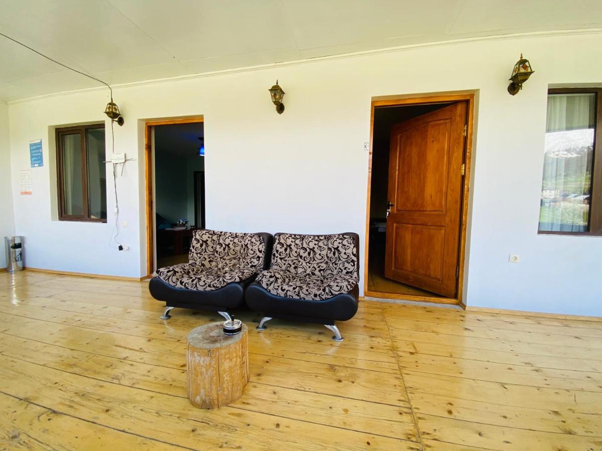 Guesthouse Alpenrose Mestia Zewnętrze zdjęcie