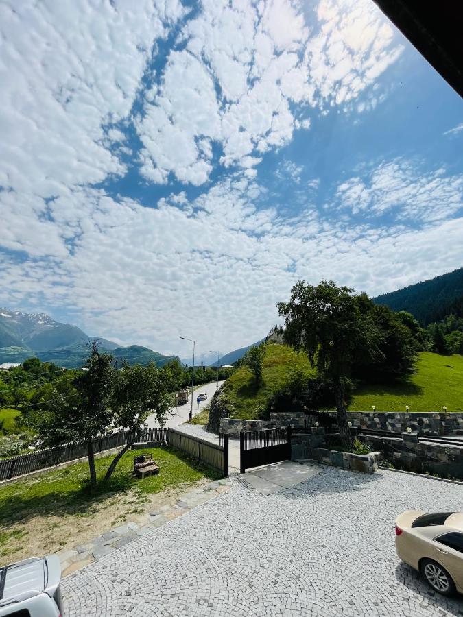 Guesthouse Alpenrose Mestia Zewnętrze zdjęcie
