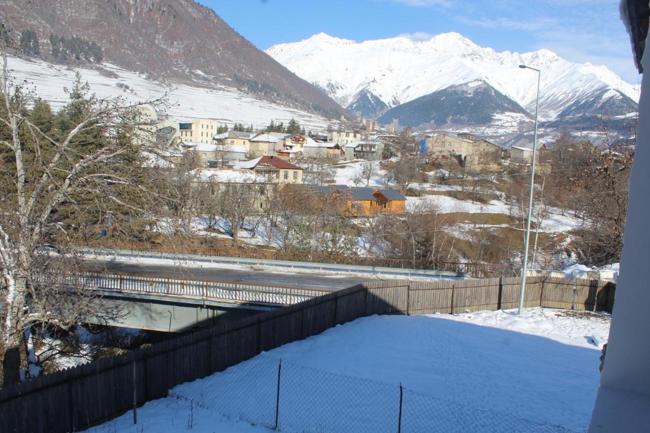 Guesthouse Alpenrose Mestia Zewnętrze zdjęcie
