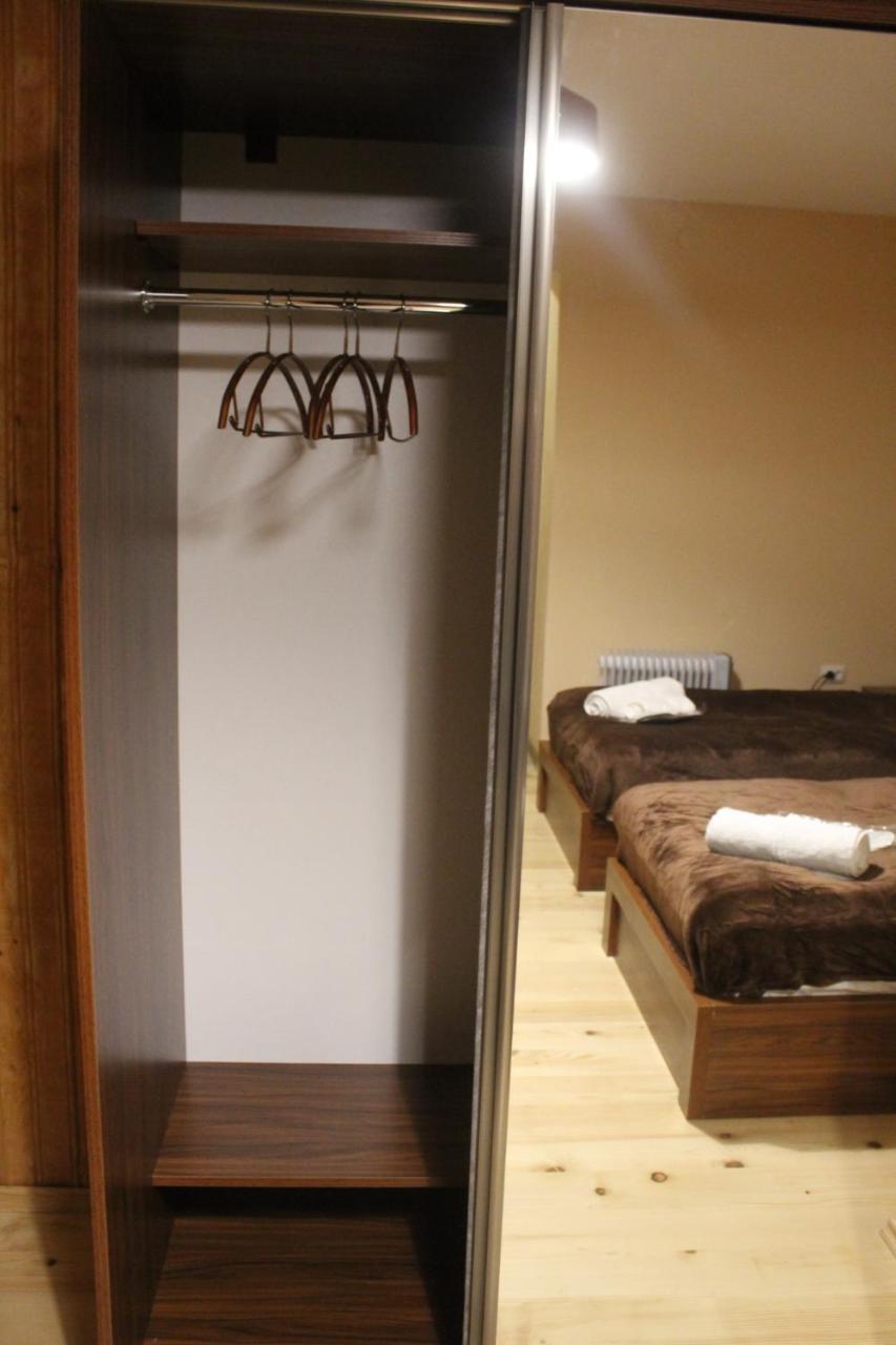 Guesthouse Alpenrose Mestia Zewnętrze zdjęcie
