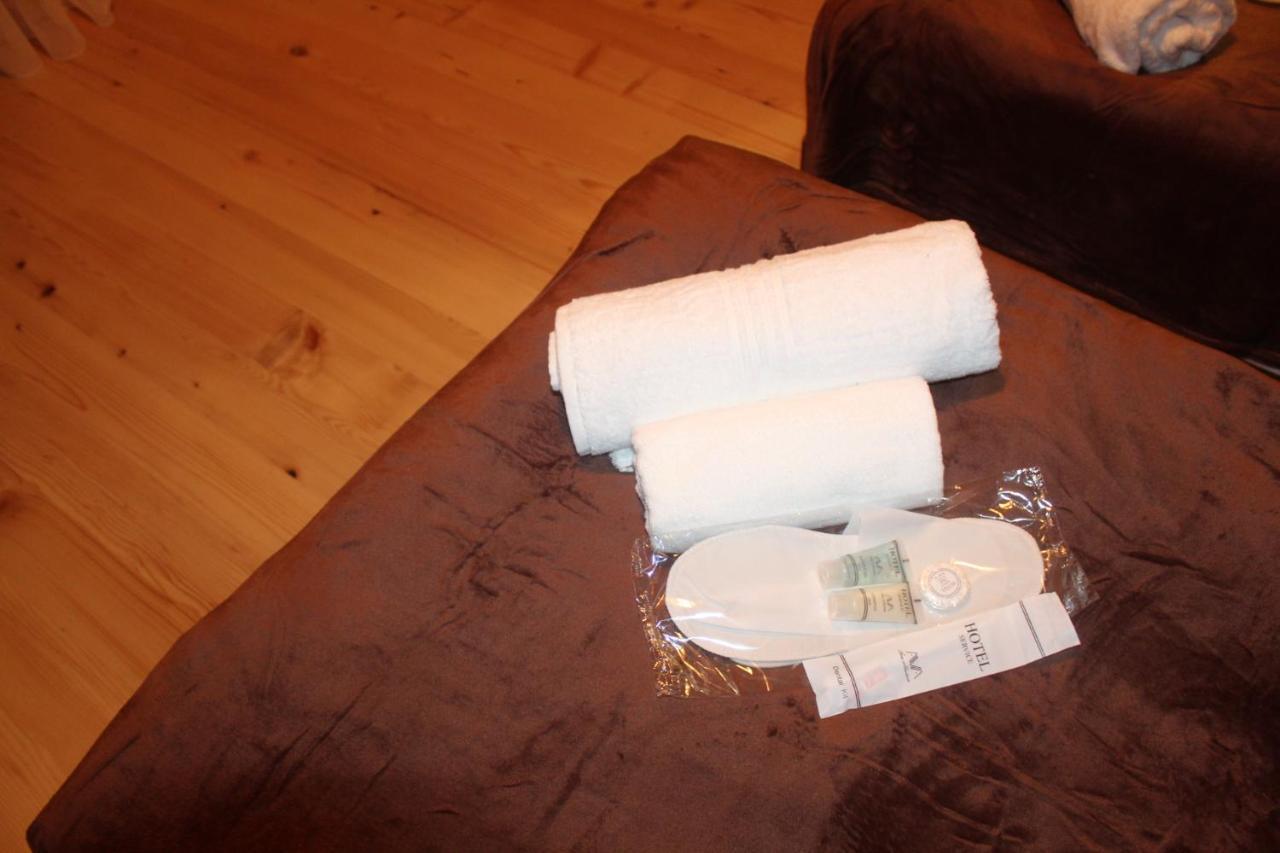 Guesthouse Alpenrose Mestia Zewnętrze zdjęcie