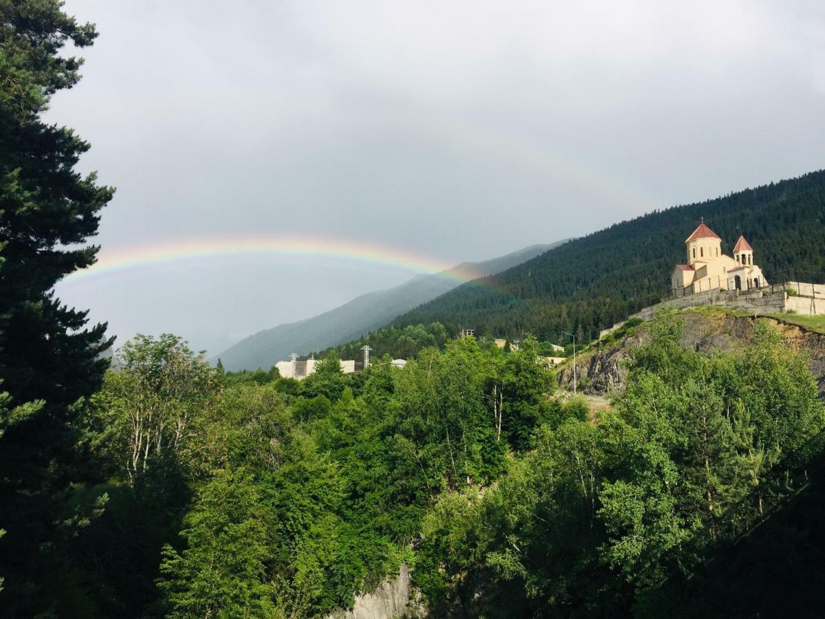 Guesthouse Alpenrose Mestia Zewnętrze zdjęcie