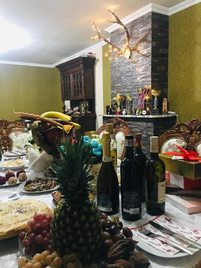 Guesthouse Alpenrose Mestia Zewnętrze zdjęcie